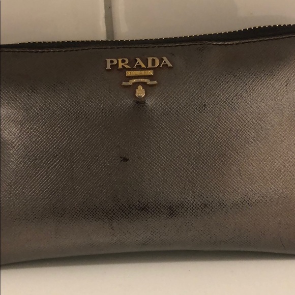 Prada Leather Zip-Around Wallet - Picture 2 of 14